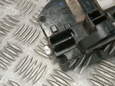 Second-hand car spare part rear right door lock for kia cee´d * oem iam references 814201h000  