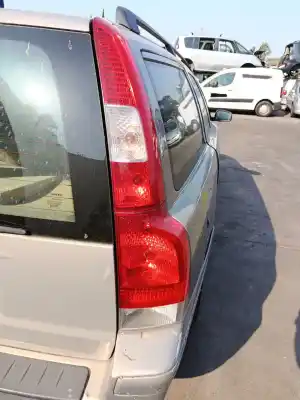 Piesă de schimb auto la mâna a doua LAMPÃ SPATE DREAPTA pentru VOLVO V70 II (285) 2.4 Referințe OEM IAM   