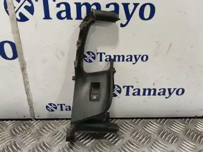 Pièce détachée automobile d'occasion COMMANDE DE LÈVE VITRE AVANT DROIT pour SEAT IBIZA (6J5) 1.6 TDI 105 CV / 77 KW Références OEM IAM 6J4867126A  