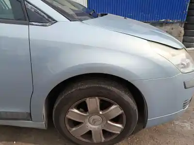 Peça sobressalente para automóvel em segunda mão GUARDA-LAMAS DIANTEIRO DIREITO por CITROEN C4 I (LC_) 1.6 HDI Referências OEM IAM   