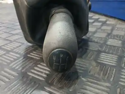 Second-hand car spare part gear lever for renault kangoo furgón compact comfort oem iam references 8200963222  