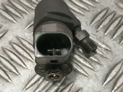 Pezzo di ricambio per auto di seconda mano iniettore per mini mini clubman (r55) cooper d riferimenti oem iam 779844605 0445110289 
