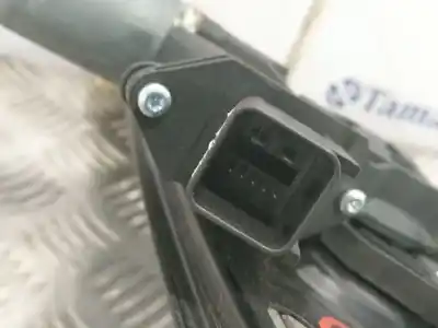 Peça sobressalente para automóvel em segunda mão elevador de vidros dianteiro direito por opel adam * referências oem iam 13350350 c02551103 c0255510