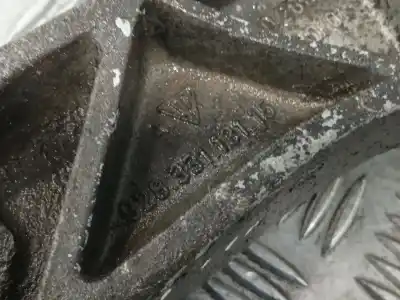 İkinci el araba yedek parçası arka sol süspansiyon kol destegi için porsche 928 4.5 oem iam referansları 92833113112 30281008001 