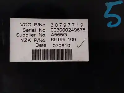 Peça sobressalente para automóvel em segunda mão display gps / multimídia por volvo c30 (533) 2.0 d referências oem iam 30797719 a555g 69199100