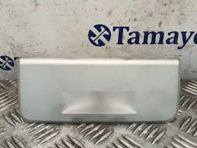 Peça sobressalente para automóvel em segunda mão luz interior por bmw serie 1 berlina (e81/e87) 1.6 16v cat referências oem iam 695125201