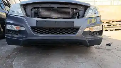 Second-hand car spare part front bumper for ssangyong rexton w / rexton 2.0 xdi oem iam references 7871108d00