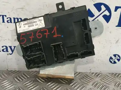 İkinci el araba yedek parçası  için FORD FIESTA VI (CB1, CCN)  OEM IAM referansları 8V5115K600CH  