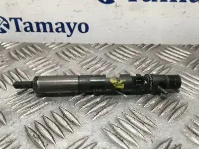 Pezzo di ricambio per auto di seconda mano INIETTORE per RENAULT KANGOO (F/KC0) 1.9 Diesel 54 CV / 40 KW Riferimenti OEM IAM 28237259  