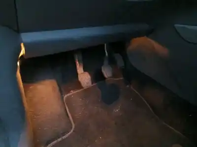 Second-hand car spare part accelerator pedal for ford kuga i 2.0 tdci oem iam references 1544415