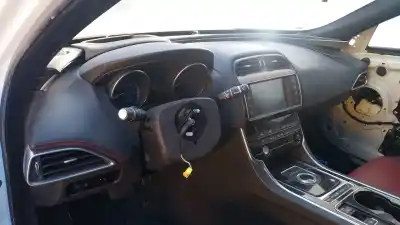 Peça sobressalente para automóvel em segunda mão tablier por jaguar xe (x760) 2.0 d referências oem iam 
