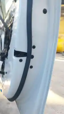 Peça sobressalente para automóvel em segunda mão fechadura da porta dianteira direita por jaguar xe (x760) 2.0 d referências oem iam gx73203a28jc