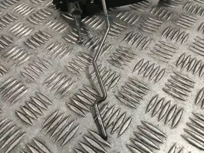 Second-hand car spare part exterior left front door handle for mazda 2 lim. () * oem iam references   