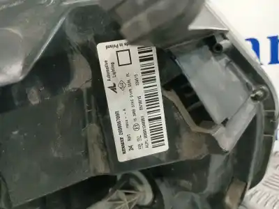 Second-hand car spare part left headlight for dacia duster (hs_) 1.5 dci oem iam references 260606709r  