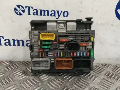 Second-hand car spare part fuse box unit for citroen berlingo multispace (b9) 1.2 puretech 110 oem iam references 9807028780