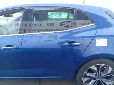 İkinci el araba yedek parçası ARKA SOL KAPI için RENAULT MEGANE IV FASTBACK (B9A/M/N_) 1.6 DCI 130 (B9A4) OEM IAM referansları 821015121R  