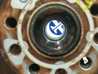 Second-hand car spare part rear right knuckle for audi a3 (8p) 2.0 tdi oem iam references   