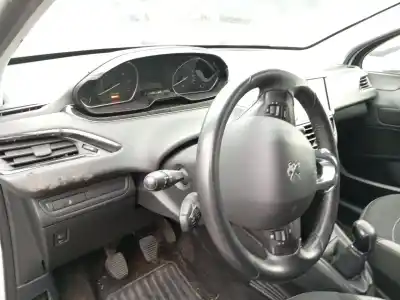 Piesă de schimb auto la mâna a doua maneta stergãtoare pentru peugeot 208 i (ca_, cc_) 1.2 vti 82 referințe oem iam 