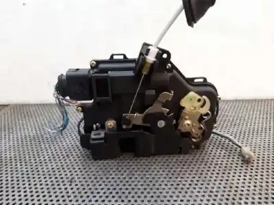 Pezzo di ricambio per auto di seconda mano serratura porta anteriore destra per audi a2 (8z) 1.4 tdi (55kw) riferimenti oem iam 