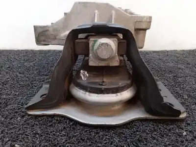 Second-hand car spare part right engine support for dacia sandero básico oem iam references 8200592642 8200690091 8200549046