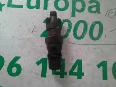 Pezzo di ricambio per auto di seconda mano INIETTORE per MERCEDES-BENZ MB 100 D CAJA CERRADA / COMBI  Riferimenti OEM IAM KCA30S44  130835