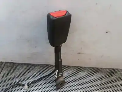 Second-hand car spare part left front seat belt buckle for toyota auris 2.0 d-4d cat oem iam references 