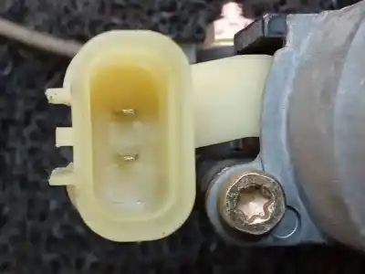 Second-hand car spare part driver left window regulator for kia rio (jb) 1.4 16v oem iam references 5k021  