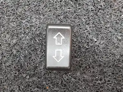 Tweedehands auto-onderdeel linker voorruit schakelaar voor renault 18 gts oem iam-referenties 