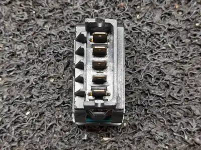 Second-hand car spare part left front power window switch for renault 18 gts oem iam references   