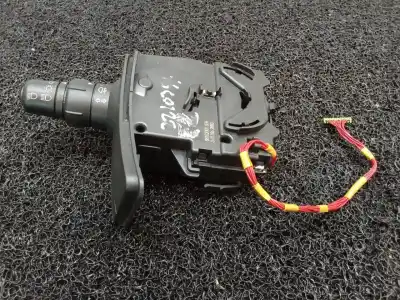 Pièce détachée automobile d'occasion commutateur d'éclairage pour renault clio iii pack dynamique références oem iam 88102001026