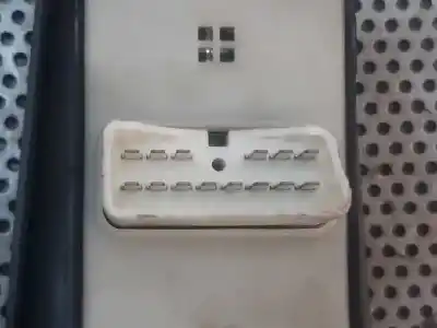 Peça sobressalente para automóvel em segunda mão botão / interruptor elevador vidro dianteiro esquerdo por daewoo lacetti sx referências oem iam   