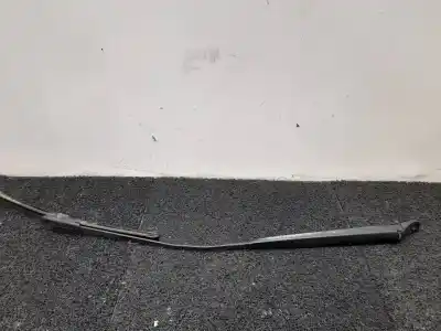 Second-hand car spare part front right windshield wiper arm for renault clio iii pack dynamique oem iam references 