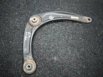Pezzo di ricambio per auto di seconda mano braccio sospensione inferiore anteriore destro per peugeot 3008 active riferimenti oem iam 833547