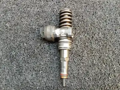 Piesă de schimb auto la mâna a doua injector pentru seat altea (5p1) reference referințe oem iam 0414720215