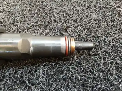 Second-hand car spare part injector for seat altea (5p1) reference oem iam references 0414720215  