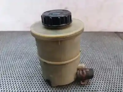 Second-hand car spare part power steering fluid tank for renault master ii phase 2 combi combi 2t8 l1 9 - plazas oem iam references 8200005185  