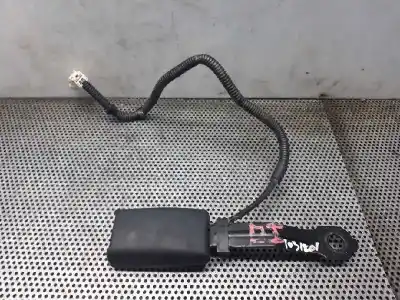 Pezzo di ricambio per auto di seconda mano gancio cintura anteriore sinistro per kia rio (yb) 1.2 cat riferimenti oem iam 