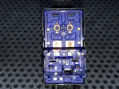 Second-hand car spare part right front power window switch for kia rio (yb) 1.2 cat oem iam references   