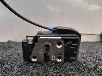 Second-hand car spare part front right door lock for nissan note (e11e) acenta oem iam references   