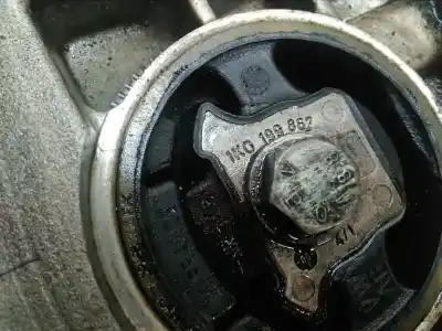 Автозапчастина б/у передня вісь для volkswagen caddy ka/kb (2k) 2.0 sdi посилання на oem iam 1k0199867  1k0199369g