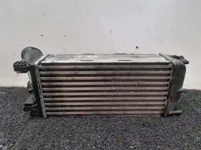 Peça sobressalente para automóvel em segunda mão intercooler por citroen c4 picasso exclusive referências oem iam 9656503980  
