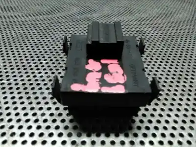 Автозапчасти б/у выключатель левого переднего окна за audi a3 (8l) 1.8 ambiente ссылки oem iam 8l0959851  