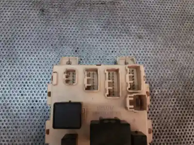 Peça sobressalente para automóvel em segunda mão caixa de fusíveis e relés por toyota yaris (ncp1/nlp1/scp1) 1.0 cat referências oem iam 8198050020  9098704006