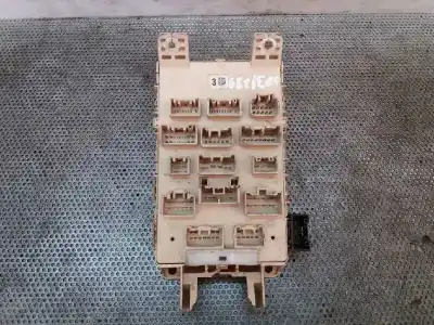 Peça sobressalente para automóvel em segunda mão caixa de fusíveis e relés por toyota yaris (ncp1/nlp1/scp1) 1.0 cat referências oem iam 8198050020  9098704006