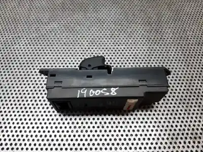Peça sobressalente para automóvel em segunda mão botão / interruptor elevador vidro dianteiro esquerdo por mitsubishi colt (cj0) 1600 glx referências oem iam mr194815  