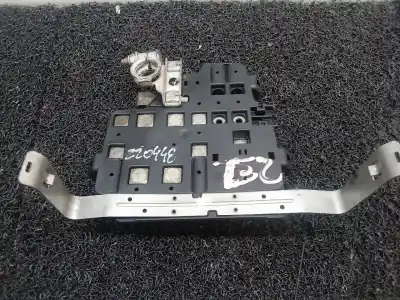 Second-hand car spare part fuse box unit for renault kangoo furgón confort oem iam references   