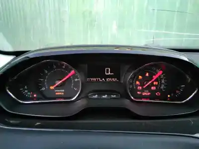 Peça sobressalente para automóvel em segunda mão quadrante por peugeot 208 style referências oem iam 9673777580  