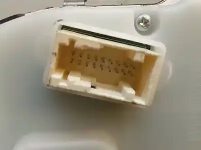 Peça sobressalente para automóvel em segunda mão quadrante por peugeot 208 style referências oem iam 9673777580  