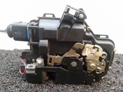 Автозапчастина б/у замок передній праві двері для skoda fabia (6y2/6y3) comfort посилання на oem iam   