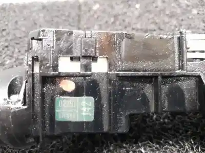 Second-hand car spare part headlights switch for toyota auris active oem iam references 0229117f609  
